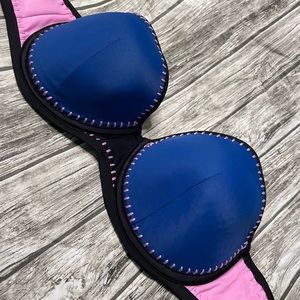 Strapless bathing suit top